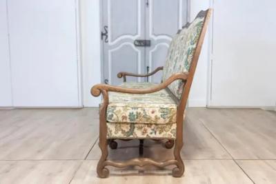 20th Century French Mutton Leg Walnut Sofa
