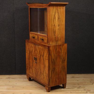 20th century Italian Art Deco style display cabinet