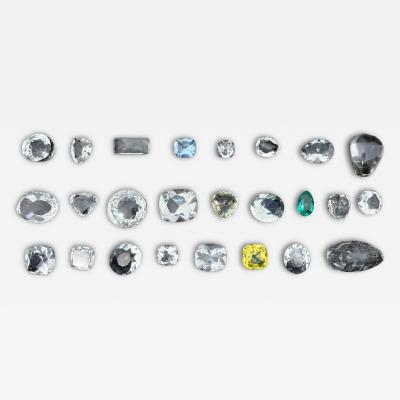 25 Glass Reproductions of Historical Diamonds Leather Pad Case Sothebys Prov 