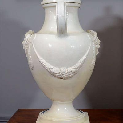 2652 Pair of 18th Century English Georgian Creamware Ewers