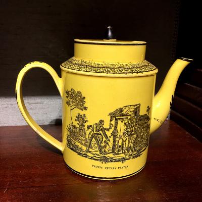 2943 Set of Twenty Eight Pieces of 19th C Yellow Creil and Montereau Tableware