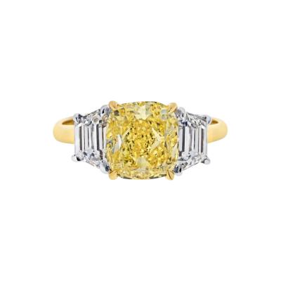 3 03CT FANCY VIVID YELLOW CUSHION CUT THREE STONE DIAMOND ENGAGEMENT RING