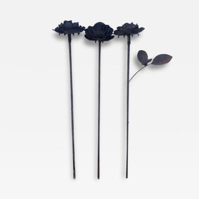 3 Metal Long Stem Roses