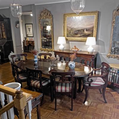 3223 18th Century Georgian Mahogany Gate Leg Hunt Table