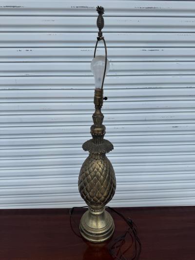 35 Regency Pineapple Style Lamp