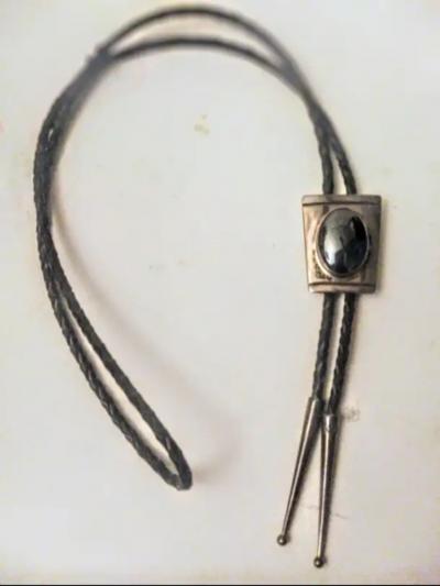 38 Leather Sterling Bolo Tie w Oval Onyx Setting Medallion