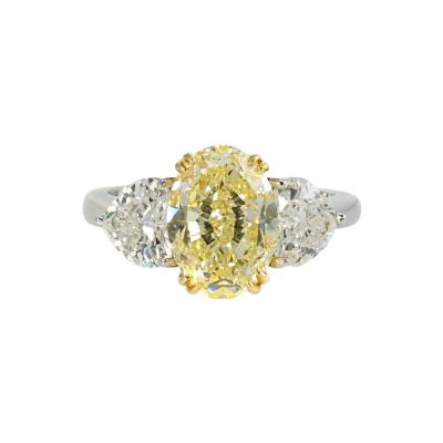 4 CARAT OVAL DIAMOND FANCY LIGHT YELLOW GIA RING