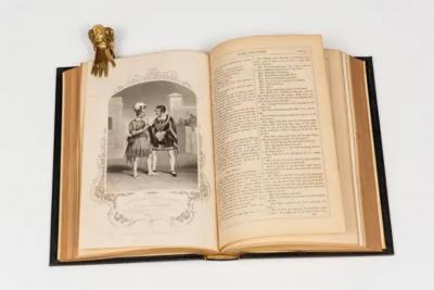 4 Volumes The Works of Shakespeare 