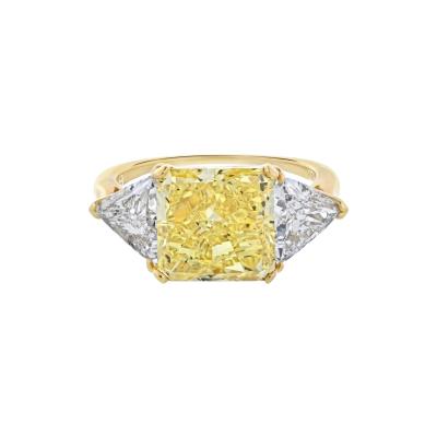 5 CARAT RADIANT CUT DIAMOND GIA TRILLIONS RING