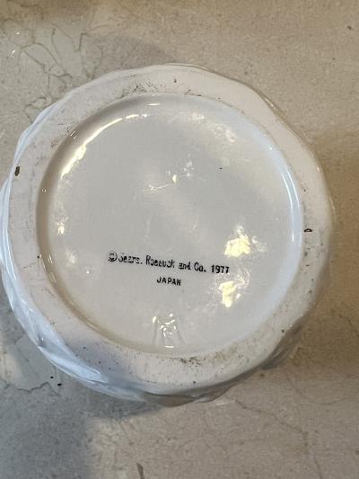 5 PIECE WHIMSICAL CERAMIC FROG AND LILY PAD KITCHEN CANNISTER SET