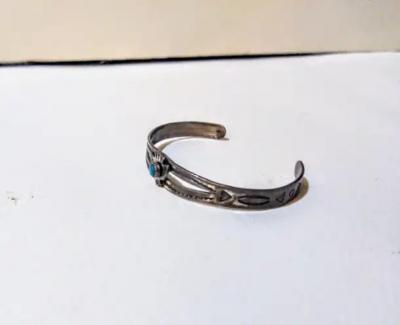 5 Solid Sterling Silver Bracelet with Turquoise Setting