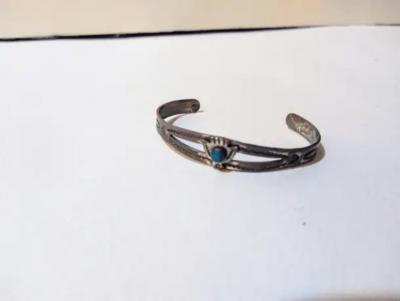 5 Solid Sterling Silver Bracelet with Turquoise Setting
