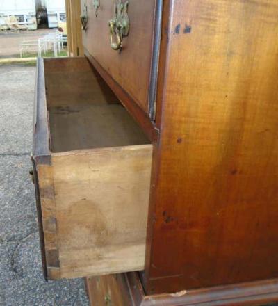 6 5 Late 19th Century English George III Graduated Chest of Drawers