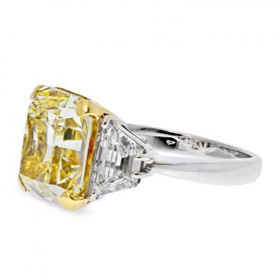 7 CARAT RADIANT CUT DIAMOND FANCY YELLOW GIA 7 05 CARAT FANCY YELLOW VS2