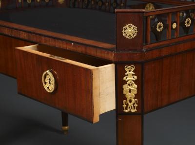 8035 AN EXCEPTIONAL MAHOGANY AND EBONY INLAID AND GILT BRONZE MOUNTED