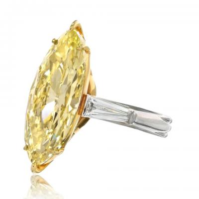 9 33CT FANCY LIGHT YELLOW MARQUISE CUT DIAMOND ENGAGEMENT RING