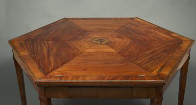 A BEAUTIFULLY PROPORTIONED MAHOGANY HEXAGONAL CENTER TABLE