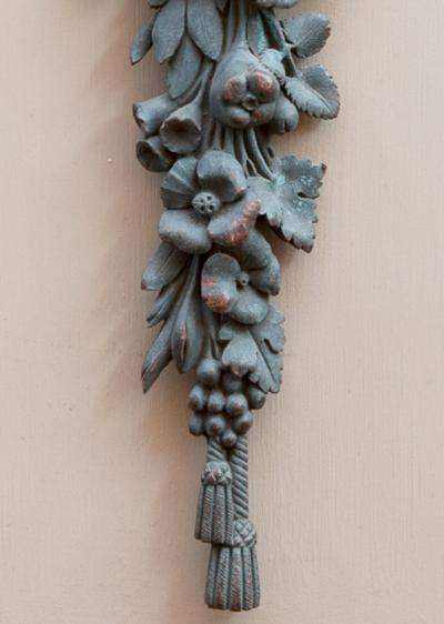 A COLLECTION OF SEVEN BRONZE MASTERS MOUNTED ON PAINTED WOODEN BLOCKS