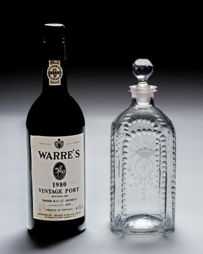 A CUT ENGRAVED SQUARE GEORGIAN DECANTER