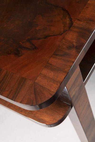 A Constructivist Occasional Table