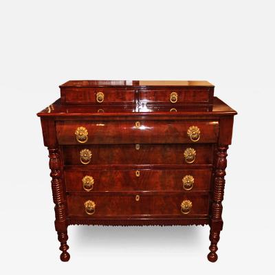 A Early 19th Century Federal Mahogany Chest of Drawers