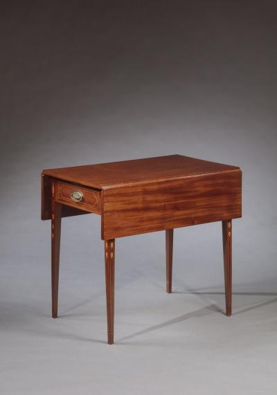 A FEDERAL INLAID MAHOGANY SINGLE DRAWER PEMBROKE TABLE