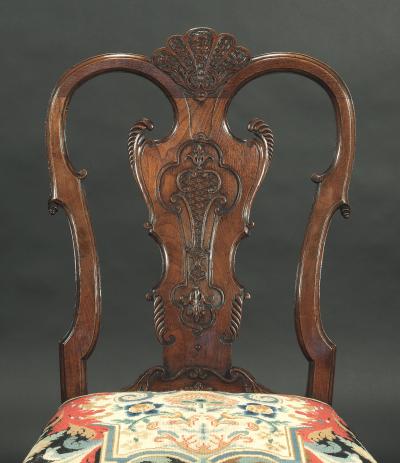 A FINE PAIR OF GEORGE II WALNUT SIDE CHAIRS