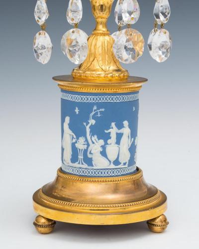 A FINE PAIR OF GEORGE III CUT GLASS ORMOLU MOUNTED JASPER WARE CANDLESTICKS