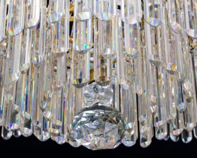 A FINE REGENCY PERIOD CUT GLASS CHANDELIER