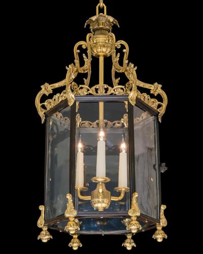 A FINE VICTORIAN GILT BRONZE HEXAGONAL HALL LANTERN