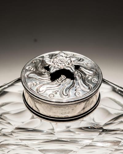 A FLAT DIAMOND CUT TEA CADDY