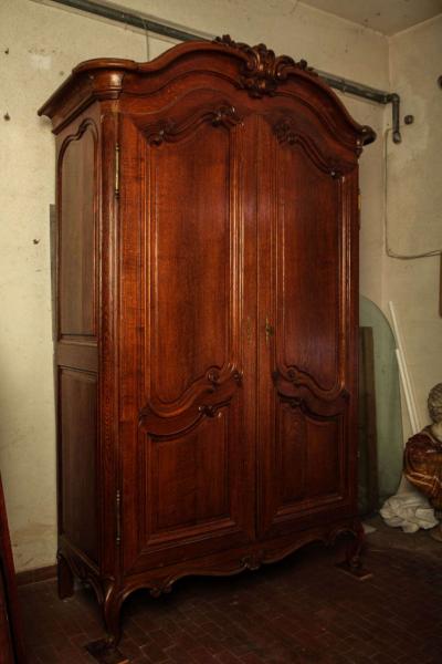 A Fine French Louis XV period Walnut Bordelais Armoire