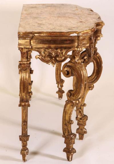 A Fine North Italian 18th Century Giltwood Console Table