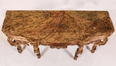 A Fine North Italian 18th Century Giltwood Console Table