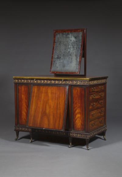 A GEORGE III MAHOGANY AND SATIN BIRCH COMMODE