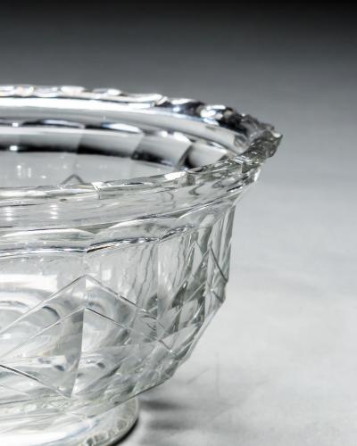 A GEORGIAN FLAT CUT SERVING BOWL