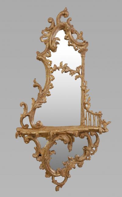 A GOOD GEORGE III CHIPPENDALE PERIOD GILT CARTON PIERRE GILT GIRANDOLE