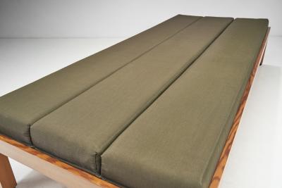 A Haroma Saarinen and Salo Design Collaboration Daybed Finland 1960s