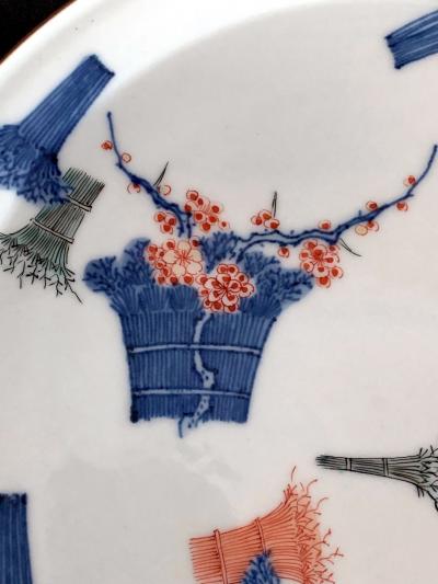 A Japanese Antique Kakiemon Plate from Arita