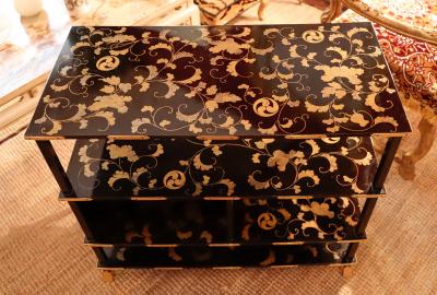 A Japanese Edo Period Lacquered Gilt Etagere
