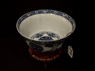 A Large Blue and White Phoenix roundel bowl Qing Dynasty Kangxi period 