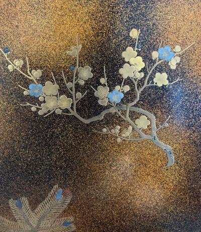 A Large Vintage Japanese Maki e Lacquer Kimono Tray