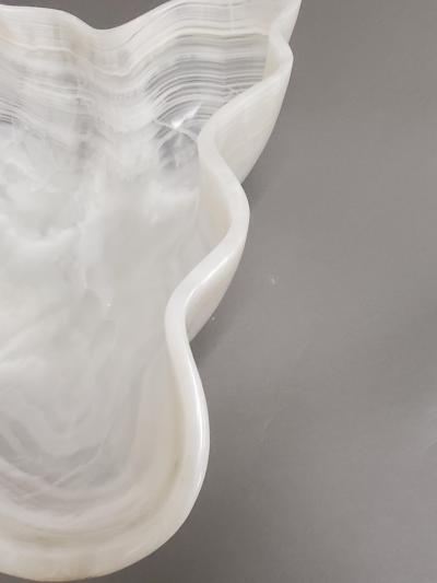 A Large White Shaped Onyx Bowl Or Centerpiece