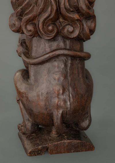 A Large and Very Fine Elizabeth I Finial Depicting a Lion