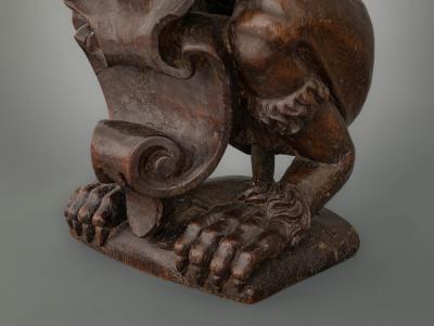 A Large and Very Fine Elizabeth I Finial Depicting a Lion