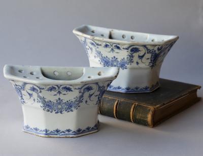 A PAIR OF 18TH CENTURY FAIENCE BOUQUETI RE OR FLOWER VASES