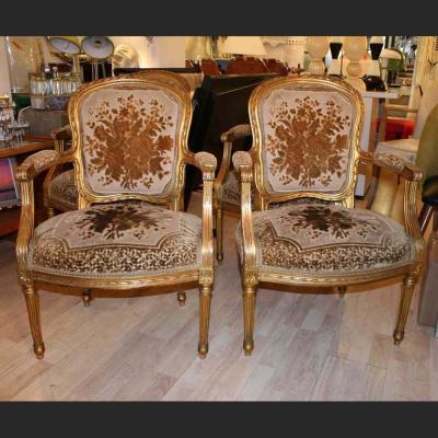 A PAIR OF FAUTEUILS