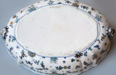 A POLYCHROME 18TH CENTURY FAIENCE BASSIN