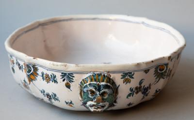 A POLYCHROME 18TH CENTURY FAIENCE BASSIN