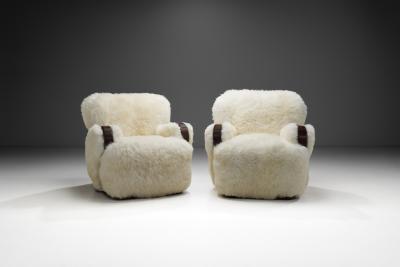 A Pair of European Armchairs in White Sheepskin Europe 20th Century